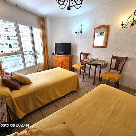 Estudio Acogedor Y Tranquilo En Zona Estupenda 丰希罗拉 外观 照片
