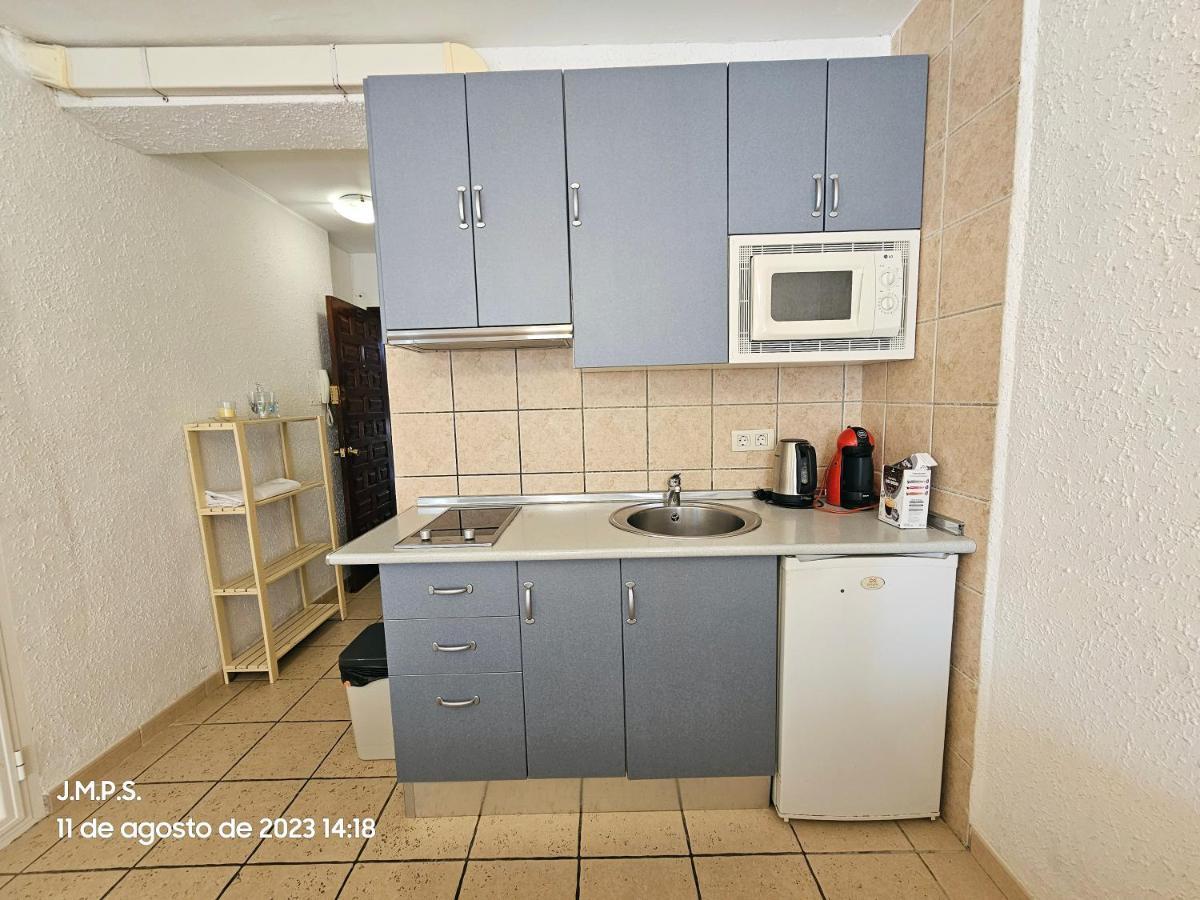 Estudio Acogedor Y Tranquilo En Zona Estupenda 丰希罗拉 外观 照片