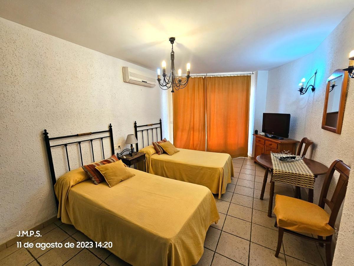 Estudio Acogedor Y Tranquilo En Zona Estupenda 丰希罗拉 外观 照片
